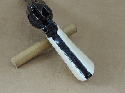 Colt Factory Engraved 44-40 Single Action Revolver in the Box (mbllc#11195) - Image 3 of 14