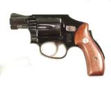 EARLY S&W MODEL 42 AIRWEIGHT REVOLVER IN IT'S ORIGINAL BOX - 3 of 6