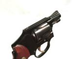 EARLY S&W MODEL 42 AIRWEIGHT REVOLVER IN IT'S ORIGINAL BOX - 4 of 6