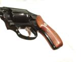 EARLY S&W MODEL 42 AIRWEIGHT REVOLVER IN IT'S ORIGINAL BOX - 6 of 6