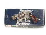 SMITH & WESSON MODEL 640 REVOLVER NEW IN THE BOX. - 1 of 7