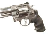 S&W MODEL 624 STAINLESS STEEL REVOLVER IN .44 SPECIAL CALIBER - 6 of 9