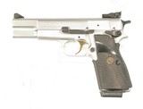 BROWNING
HI-POWER PISTOL IN .40 S&W CALIBER - 2 of 7