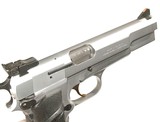 BROWNING
HI-POWER PISTOL IN .40 S&W CALIBER - 4 of 7