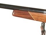 WEATHERBY MARK V
RIFLE IN .300 WEATHERBY CALIBER - 6 of 8