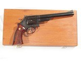SMITH & WESSON MODEL 57
(no-dash) 41 MAGNUM REVOLVER IN IT'S FACTORY WOODEN PRESENTATION BOX - 2 of 12