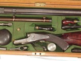 FABULOUS ALEXANDER HENRY HAMMERLESS DOUBLE RIFLE IN .500 EXPRESS IN IT'S ORIGINAL CASE COMPLETE WITH ACCESSORIES - Image 8 of 15