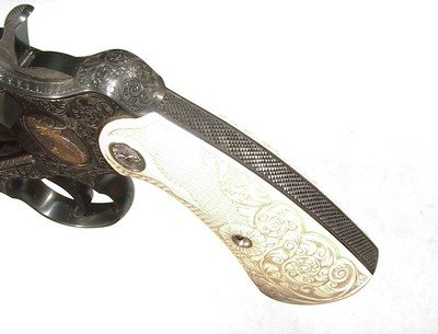 FABULOUS JOHN WARREN GOLD INLAID ENGRAVED COLT NEW SERVICE REVOLVER - Image 15 of 18