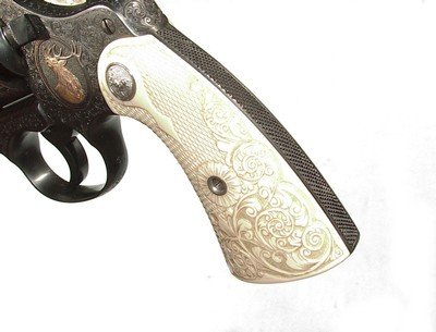 FABULOUS JOHN WARREN GOLD INLAID ENGRAVED COLT NEW SERVICE REVOLVER - Image 18 of 18