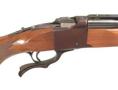 RUGER No1 SINGLE SHOT RIFLE IN SCARCE 220 SWIFT CALIBER - Image 2 of 8