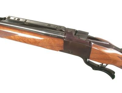 RUGER No1B SINGLE SHOT RIFLE IN .22 HORNET CALIBER - Image 4 of 7