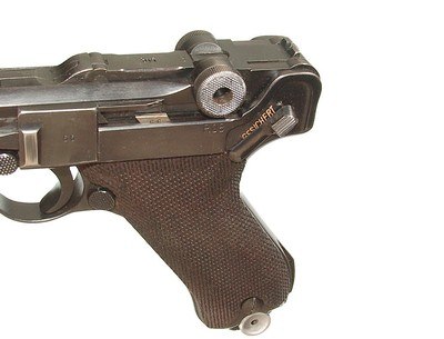 WWIIbyf 41 LUGER SERVICE PISTOL WITH IT'S CORRECT LEATHER HOLSTER - Image 11 of 12