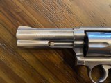 Smith and Wesson Distinguished Service Revolver 357 mag - 3 of 5