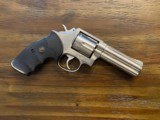 Smith and Wesson Distinguished Service Revolver 357 mag - 2 of 5