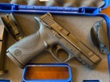 Smith and Wesson MP 45, 45 acp. Like new - 2 of 3