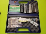COLT 1911 GovernmentSeries 70 45 ACP - 12 of 12