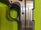 COLT 1911 GovernmentSeries 70 45 ACP - 9 of 12