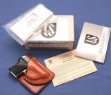 S O L D
- - - Seecamp LWS 32 - - .32ACP - Original Box and Leather Pocket Holster - 2 of 8