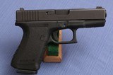S O L D - - - GLOCK 23C - Gen 2 - .40 S&W - Factory Ported ! - 2 of 5