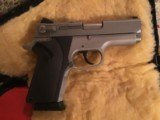 Smith&Wesson 4013 compact