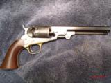 Manhattan Navy Revolver - 2 of 12