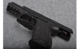 Heckler And Koch P30 In .40 S&W - 4 of 5