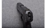 Heckler And Koch P30 In .40 S&W - 4 of 5