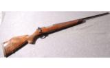 Weatherby Mark V .257 Wby - 1 of 9