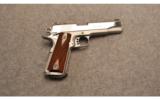 Ed Brown Classic Custom In 45 ACP - 1 of 2