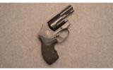 Smith & Wesson ~ 442-1 Airweight ~ .38 Spl - 1 of 2