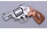 Smith & Wesson ~ 686-6 ~ 357 Magnum - 2 of 3