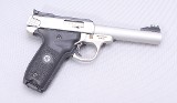 Smith & Wesson ~ SW22 Victory ~ 22 Long Rifle