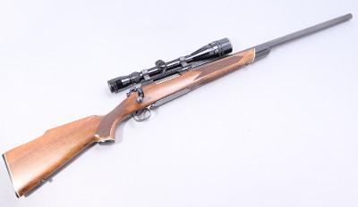Winchester
Model 70
243 Winchester