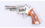 Smith & Wesson ~ 19 ~ 357 Magnum - 2 of 3