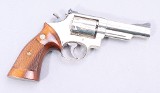 Smith & Wesson ~ 19 ~ 357 Magnum - 1 of 3