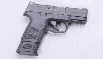 FN ~ FNS-40C ~ 40 S&W