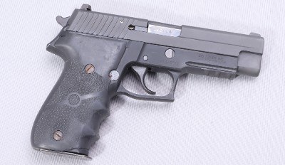 SIG Sauer ~ P226 ~ 40 S&W - Image 1 of 2