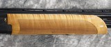 Browning 725 Sporting Maple 12GA 32" (448) - 2 of 6