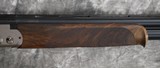 Beretta DT11 Sporting 12GA 32" (35W) - 2 of 6