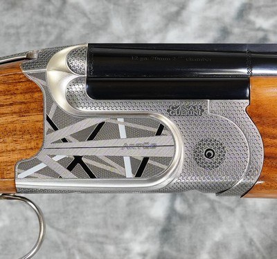 Caesar Guerini Invictus Artco Specialist 12ga 34
