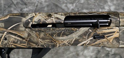 Benelli Super Black Eagle 3 12ga 28