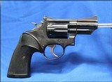 Smith & Wesson Model 19 - .357 Combat Magnum - 2.5 Inch Barrel  - 2 of 6