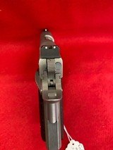 COLT Defender 40 S&W - 6 of 9