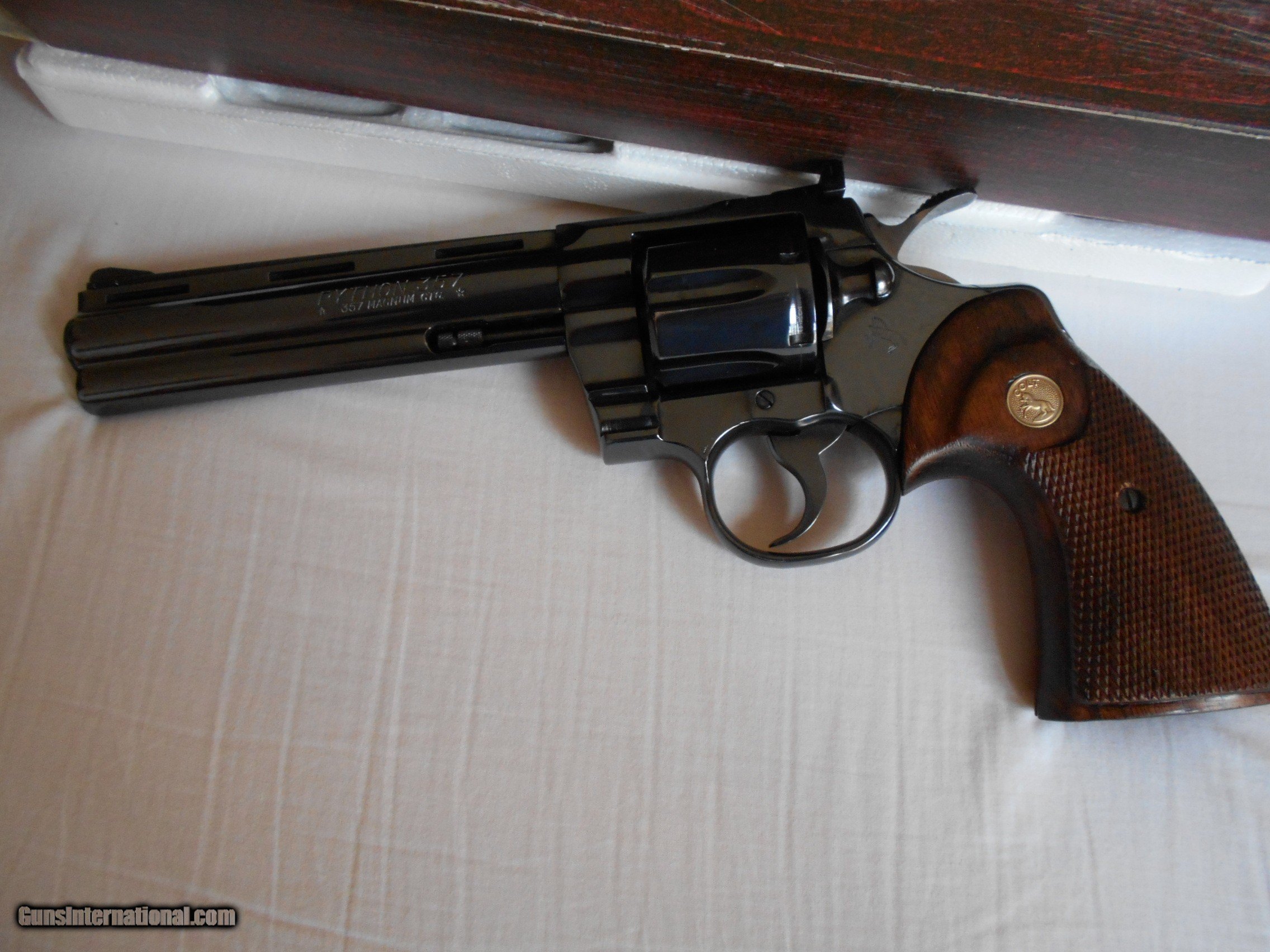 Colt Python 6in Royal blue 357 LNIB