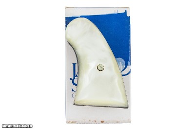 Colt Python Pearl Like Grips