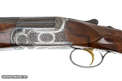 PERAZZI SC3 OVER UNDER 20 GAUGE WITH EXTRA 28 GAUGE BARRELS - Image 6 of 17
