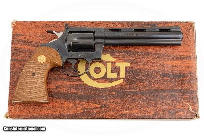 COLT DIAMONDBACK 22 LR 6 INCH BLUED