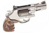 SMITH & WESSON PERFORMANCE CENTER 986 9MM - 4 of 8