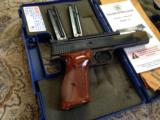 S&W Model 41 Like New In Box - 3 of 4