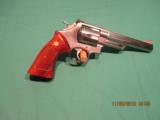 SMITH & WESSON 44 MAG REVOLVER - 1 of 3